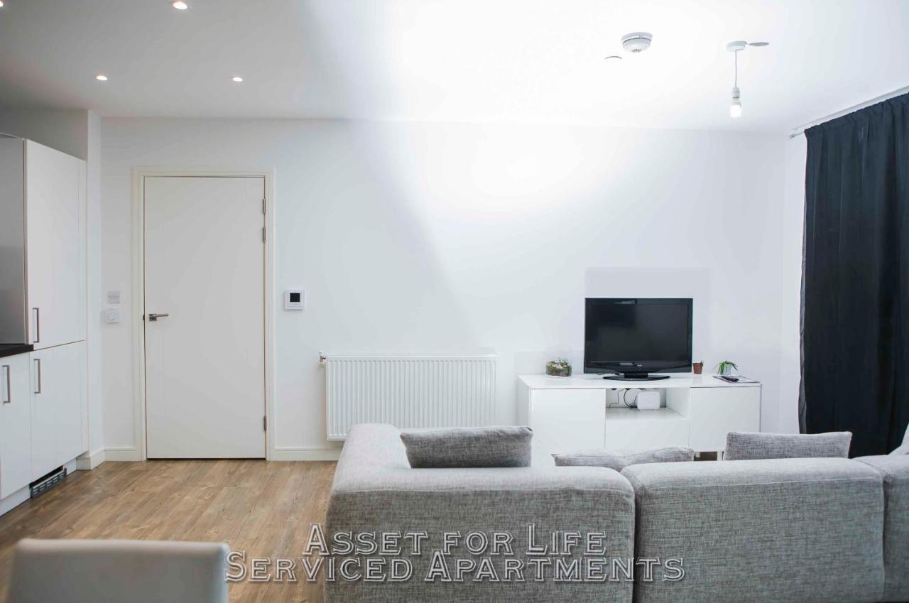 Pontoon Dock Key Workers Apartment London Kültér fotó